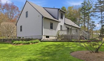 22 Country Ln, Berkley, MA 02779