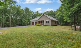 67 E West Ln, Belgrade, ME 04917