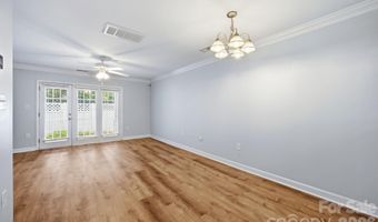 1215 Green Oaks Ln I, Charlotte, NC 28205