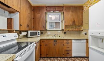 1118 E 19TH St, Cheyenne, WY 82001