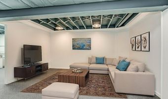 223 Cherokee Rd, Andover, NJ 07848