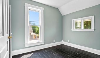 308 E Broad St, Angola, IN 46703