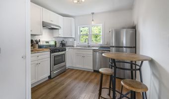 51 Indian Neck Ave, Branford, CT 06405