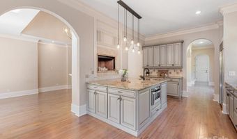 703 Sainte Rose Ln, Charlotte, NC 28226