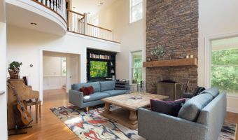 28 Oak Hill Rd, Amenia, NY 12501