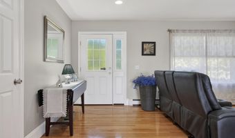 192 Depot Rd, Belgrade, ME 04917