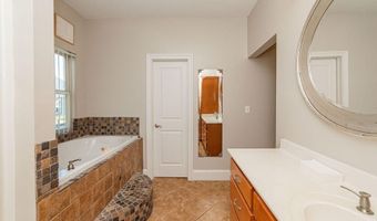11057 Idaho St, Bay St. Louis, MS 39520