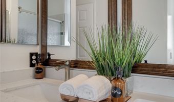 8208 Ogee Dr, Las Vegas, NV 89145