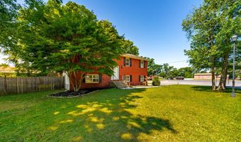 2 Melissa Ct, Albany, NY 12205