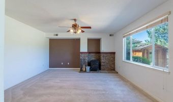 932 Lakeview Dr, Dayton, NV 89403