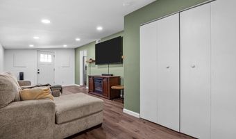 2637 BARNES Ave, Abington, PA 19001
