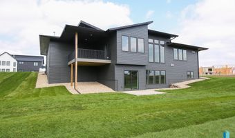 1005 S Haley Ave, Brandon, SD 57005