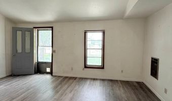 2203 Utah St, Carlsbad, NM 88220