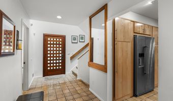 3735 Tremont Ln, Ann Arbor, MI 48105
