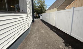 190 ELDER Ave, Bergenfield, NJ 07621