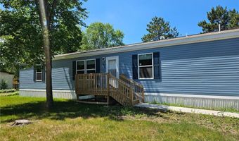 517 Begonia Ln, Altoona, WI 54720