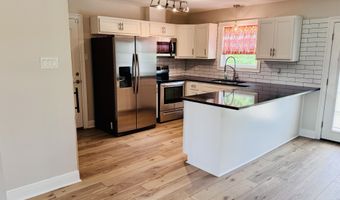 13100 Lorraine Rd, Biloxi, MS 39532