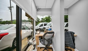 33 N Morris St, Andover, NJ 07801