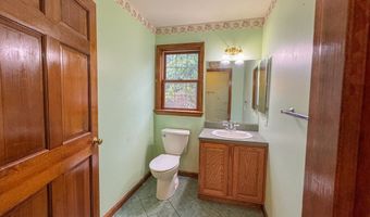 17 Harrison Ave, Bourne, MA 02532