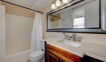 84 PUKIHAE St 406, Hilo, HI 96720
