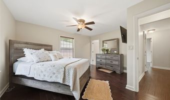 734 Knollwood Dr, Ashtabula, OH 44004