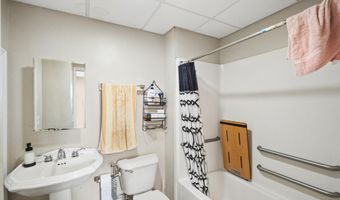 28 Grant Ave, Albany, NY 12206