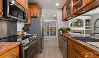 8907 W Candleston Ln, Boise, ID 83709