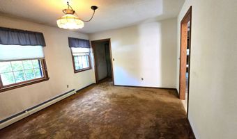 50 Woodhaven Dr, Burlington, CT 06013