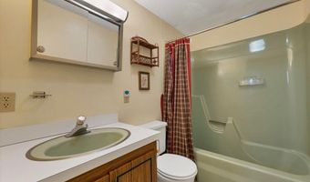 30 Chapman Cir, Campton, NH 03223