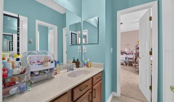 5713 SEA TROUT Pl, Apollo Beach, FL 33572