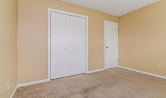 7467 Grandview Dr, Avon, IN 46123