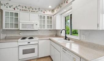 1405 Nile Kinnick Dr S, Adel, IA 50003