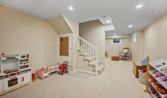 4706 JAMESTOWN Rd, Bethesda, MD 20816