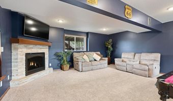 2011 12th Ave NE, Austin, MN 55912