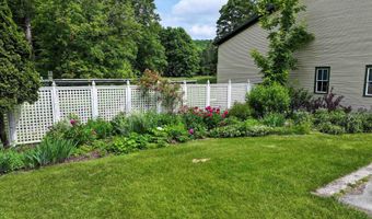 382 Hewitt Rd, Bristol, VT 05443