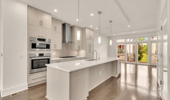 142 WINSOME Cir, Bethesda, MD 20814