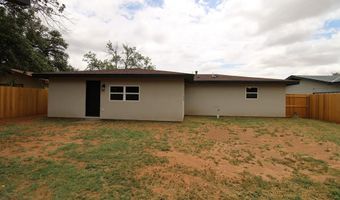607 NW 11th St, Andrews, TX 79714