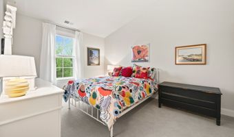 81 Brentwood Cir 81, Danbury, CT 06810