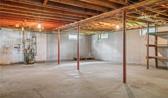 30 Winthrop St, East Providence, RI 02915