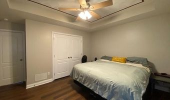 105 Springhill Dr, Bardstown, KY 40004