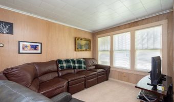 42986 N Lenora St, Antioch, IL 60002