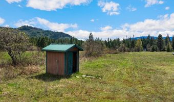 2359 E Spring Creek Rd, Clark Fork, ID 83811