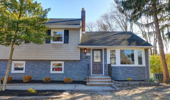 42 Cherry Tree Farm Rd, Middletown, NJ 07748