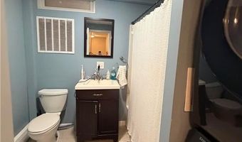 153 Marlborough St, East Greenwich, RI 02818