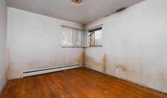 2219 Needham Rd, Ann Arbor, MI 48104