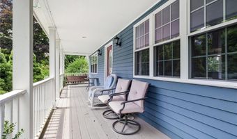 36 Daniel Dr, North Kingstown, RI 02852