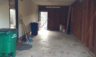 335 Heather Ct, Asheville, NC 28804