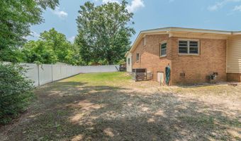 61 Bignon St, Barnwell, SC 29812