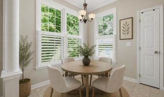 1748 Town Home Dr, Apex, NC 27502