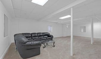 427 W Natoma Ave, Addison, IL 60101